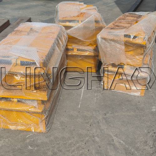 QT4-26 brick machine sets ready for shipment to Botswana